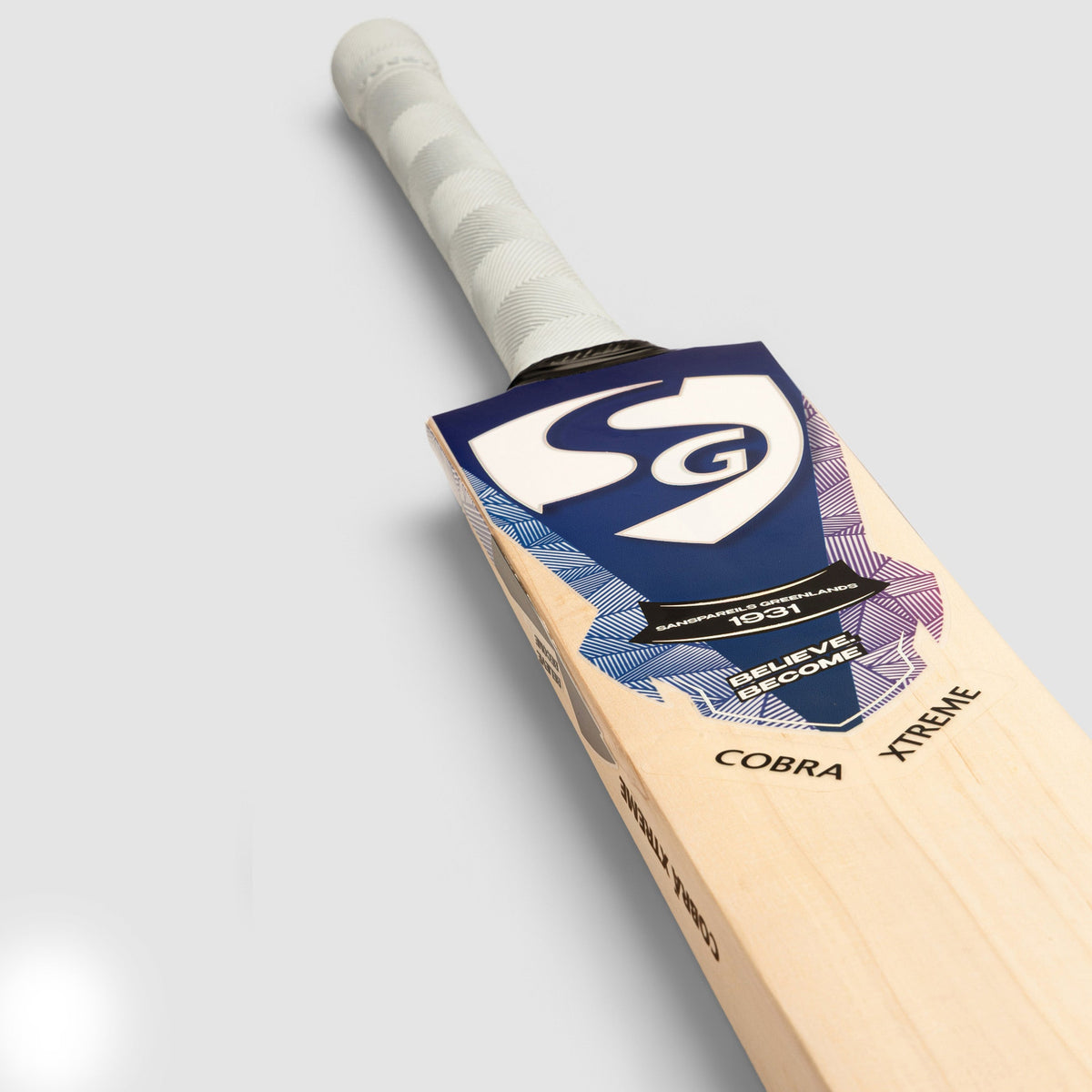 SG Cobra Xtreme English Willow Cricket Bat – Full Size SH