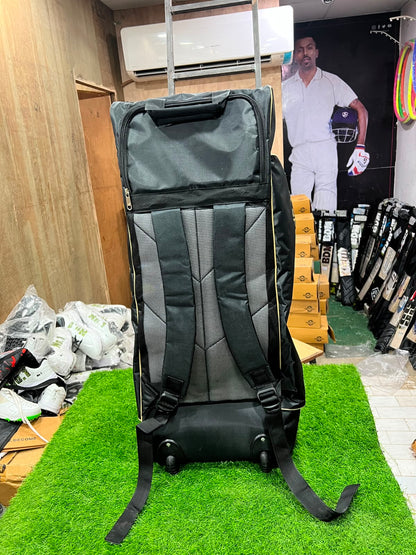 NO 1 KIT BAG WITH WEELS